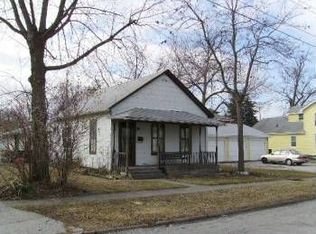 151 N Jackson St, Crown Point, IN 46307
