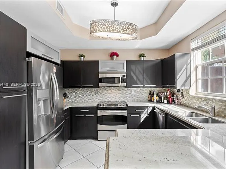 8133 SW 118th Ct #Townhouse 8133 — Photo 22