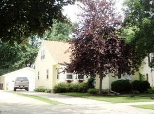 1134 W Summer St, Appleton, WI 54914