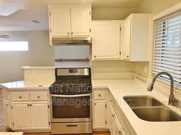 4th image of 23883 Falconer Dr