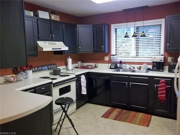 5th image of 51 Lake Dr APT N2