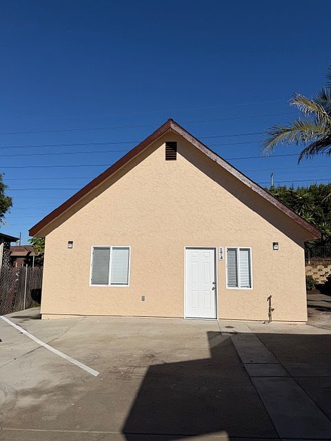 1st image of 174 Bethune Way