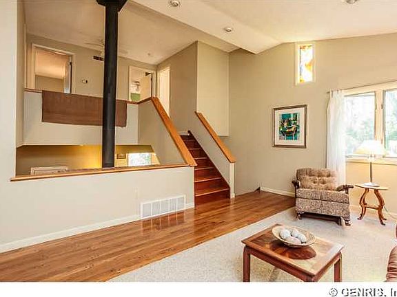 4th image of 2025 Colby St