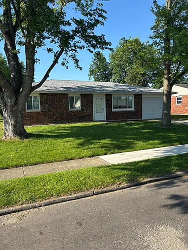 2472 Thornhill Dr Photo 1