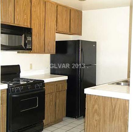 2nd image of 123 Barbados St