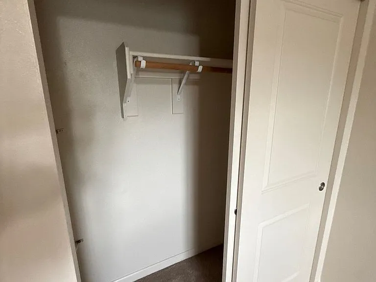 905 Bryan Ct — Photo 16