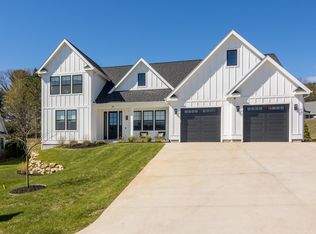 91 Vineyard Ridge Dr #13, Traverse City, MI 49686