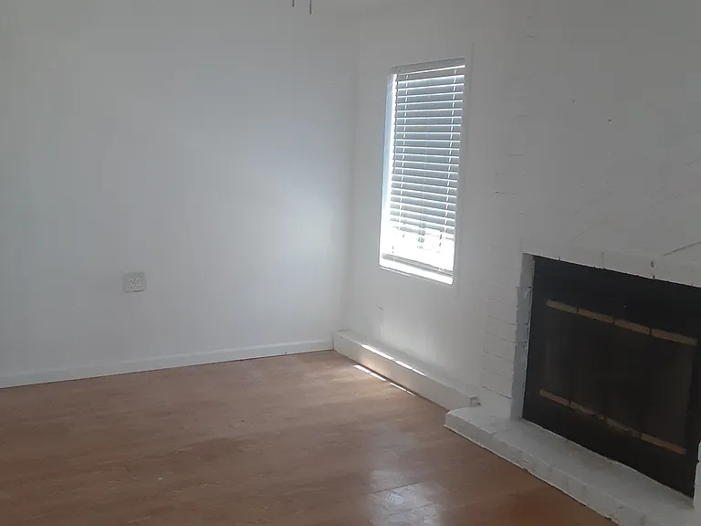6760 Smith Ave — Photo 5