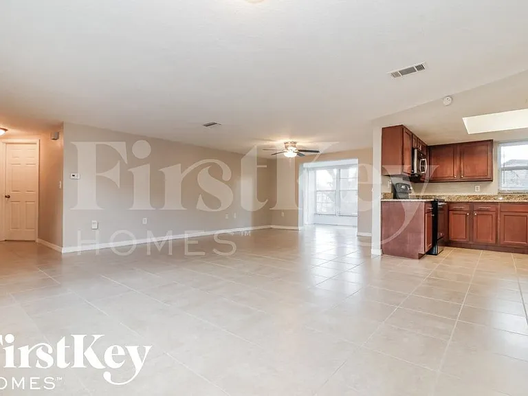 7701 Birchwood Dr — Photo 5