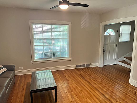 5th image of 544 S Lyman Ave