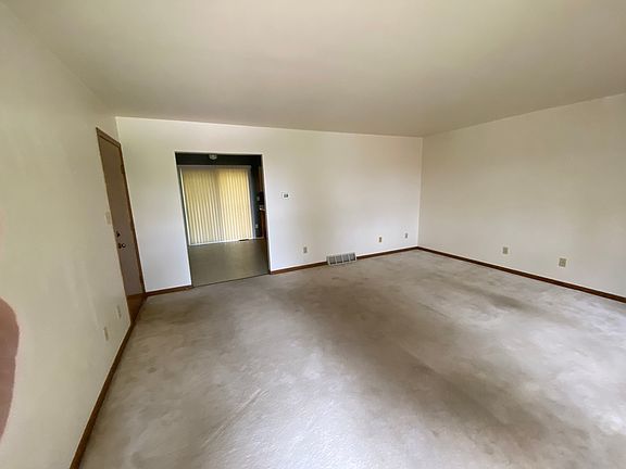 3rd image of 11 N 13th Ave #11