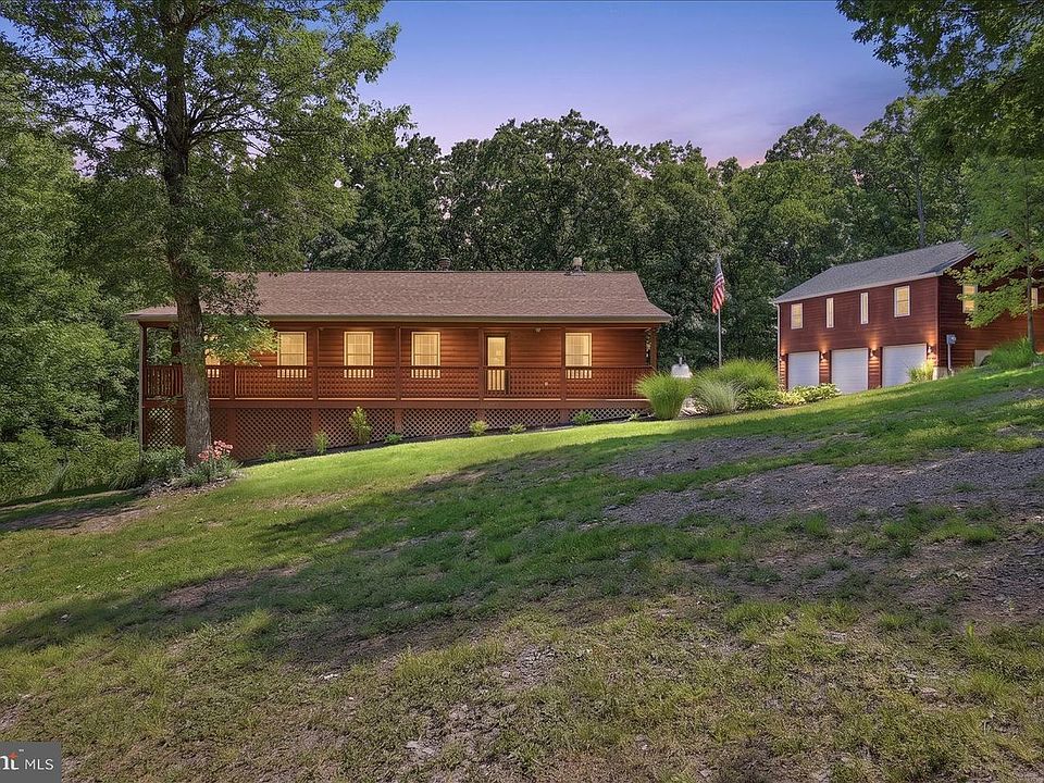1st image of 323 S Timber Ridge Rd