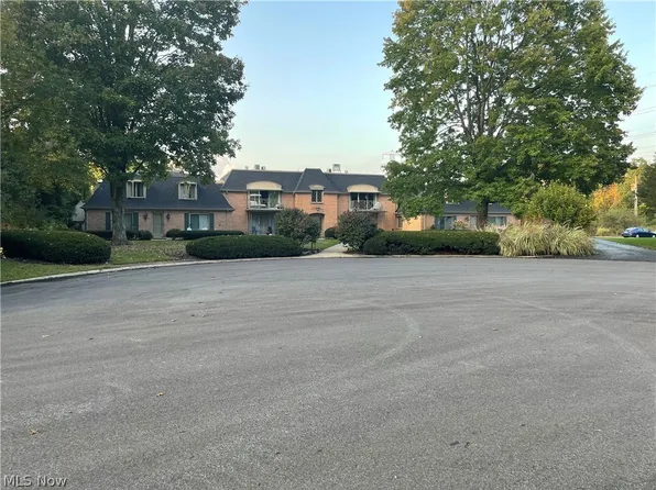 1122 Country Club Ln APT 202, Ashland, OH 44805