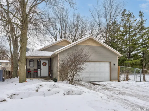 80 E 37th St, Holland, MI 49423