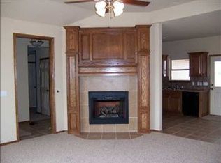 1916 Hebron Ct, Yukon, OK 73099