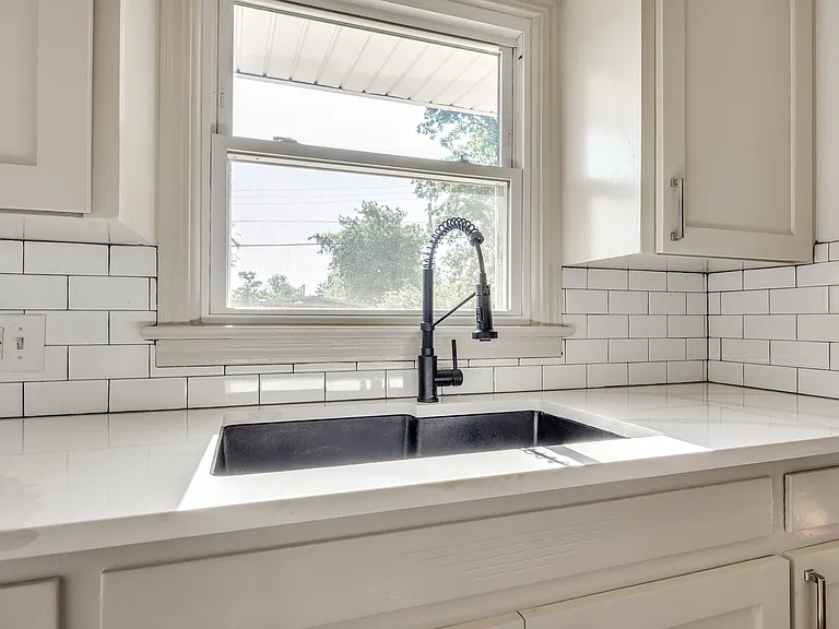 9608 Ridgeview Dr — Photo 11