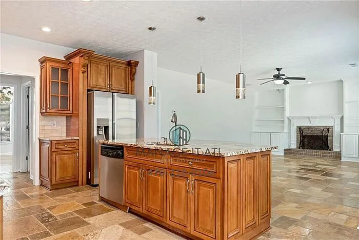 60 Ruby Forest Pkwy — Photo 36