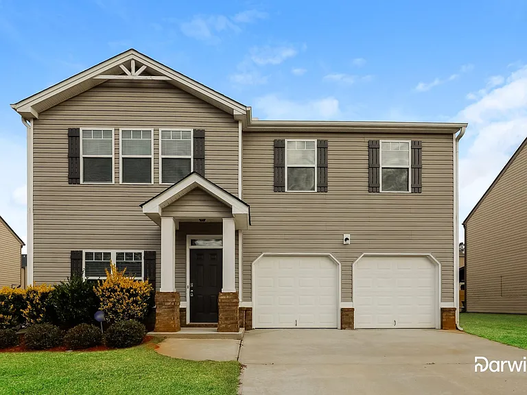 358 Lamont Ln — Photo 1