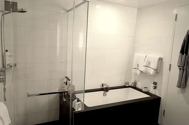 Rented by Enny Property LLC | media 33