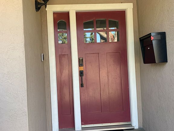 2nd image of 1820 Fallon Ln