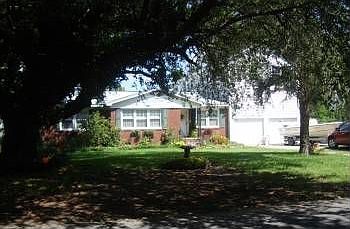 2nd image of 1302 Fort Lamar Rd