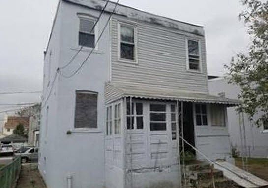 2nd image of 12 Lowell St
