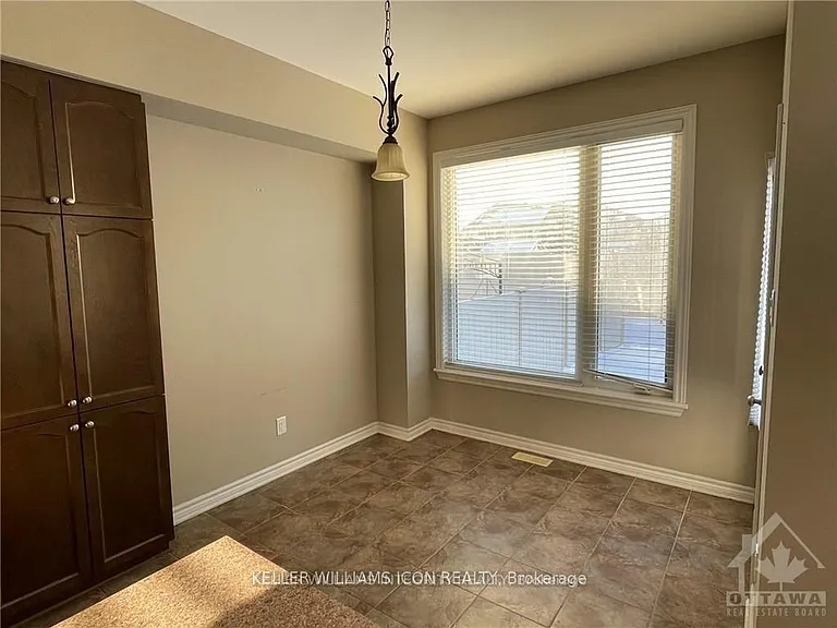 957 Fletcher Cir — Photo 4