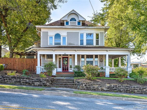 321 & 319 W Center St, Fayetteville, AR 72701