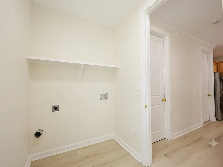 174 S Zander Way — Photo 22