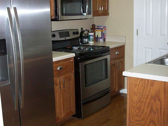 New Range & Microwave