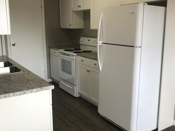 3rd image of 124 Mount Pleasant Dr #4