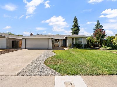 8844 Garden Glen Way, Sacramento, CA, 95826