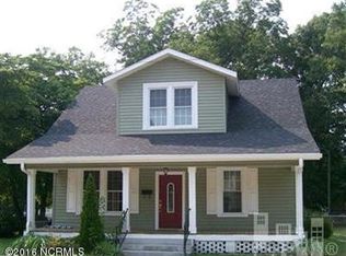 211 E Johnson St, Clinton, NC 28328