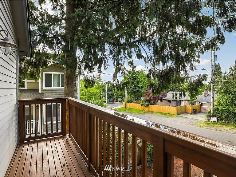 850 NE 123rd St #B — Photo 19