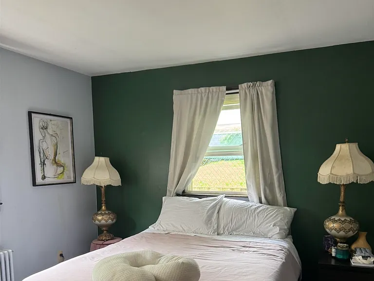 716 Chestnut St — Photo 10