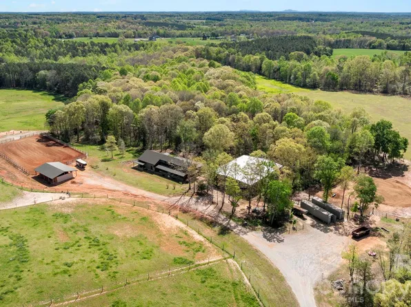 3326 Crowder Ridge Rd, Shelby, NC 28150