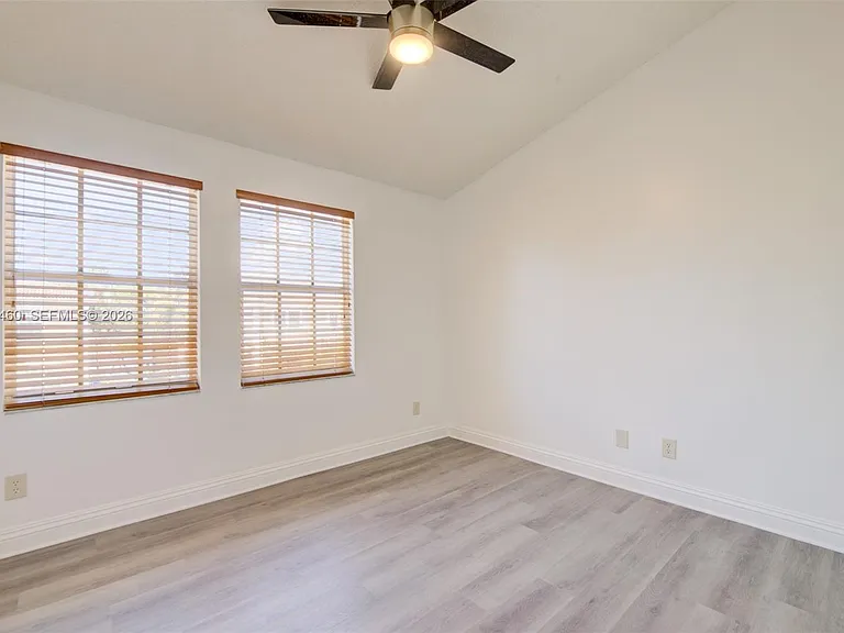 728 SW 122nd Ave #0 — Photo 21