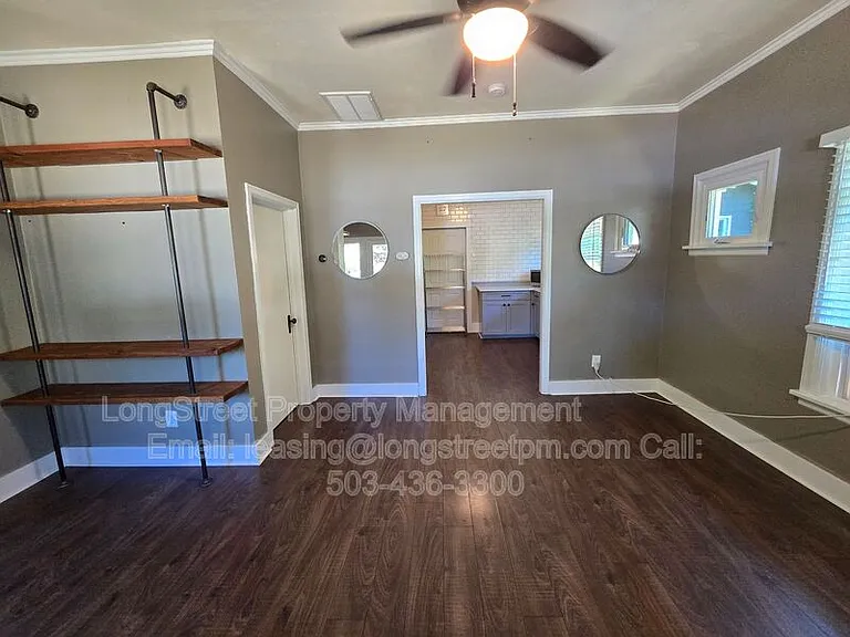 117 NW 11th St — Photo 3