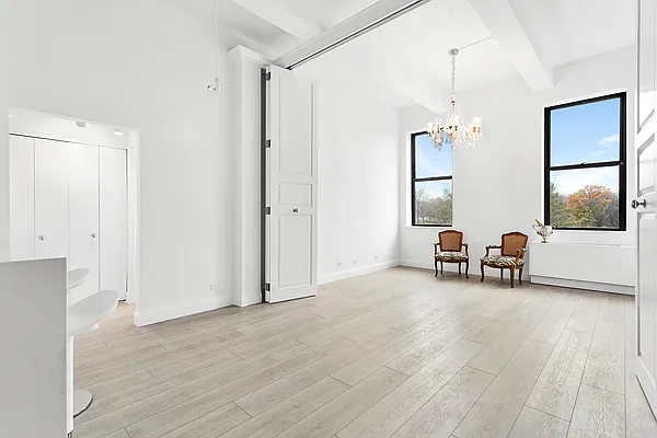 Rented by Compass | media 2