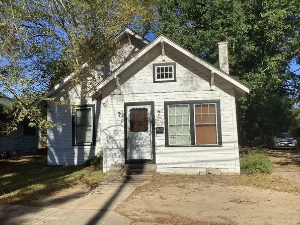 412 E 3rd St S, Prescott, AR 71857