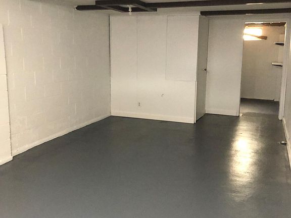 4th image of 4017 Striebel Ct