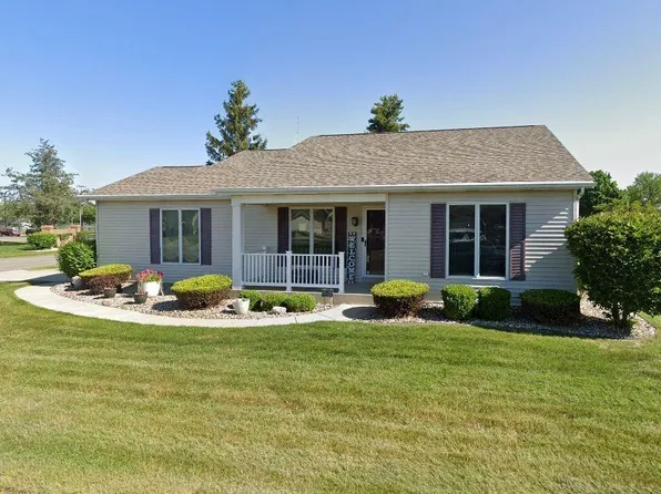 1051 Andrews Ct, South Bend, IN 46614