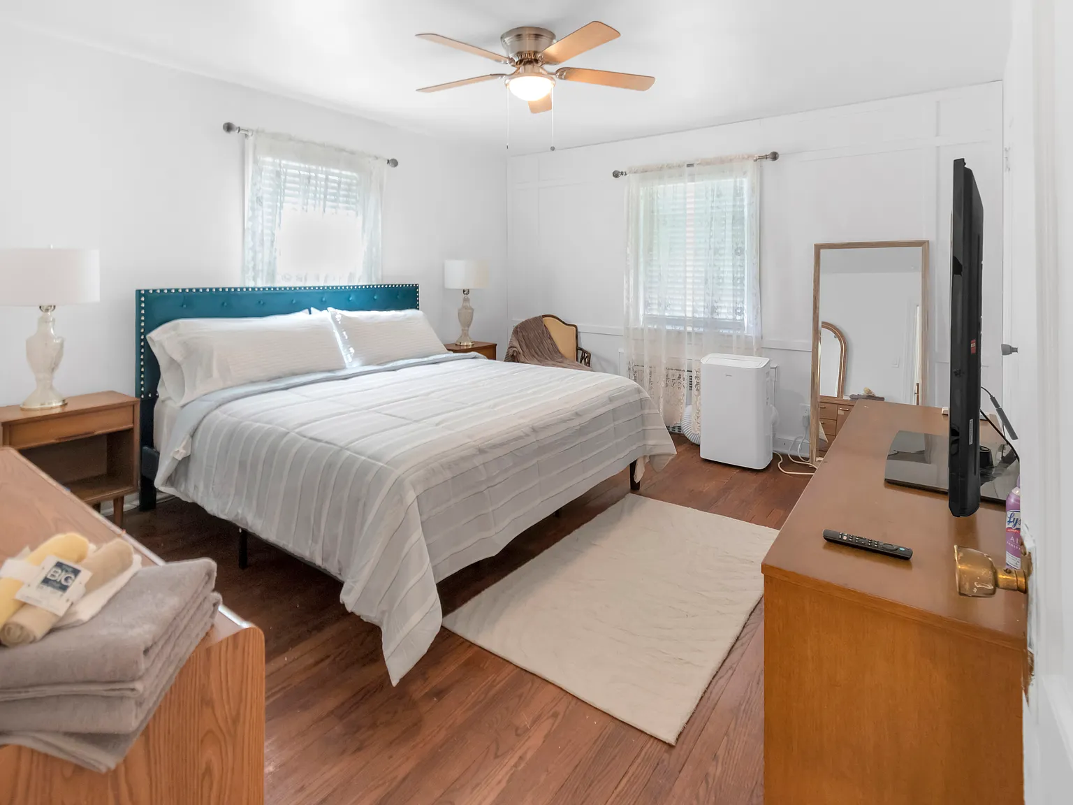 2 bed, $2,600 — Photo 2