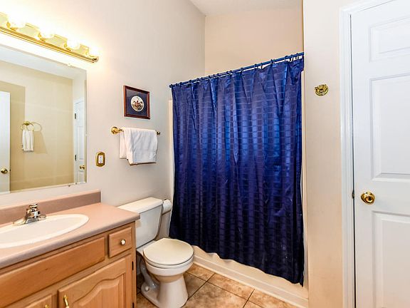 4th image of 2436 Dublin Dr
