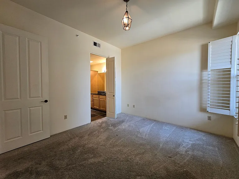 1405 Vegas Verdes Dr #B336 — Photo 15