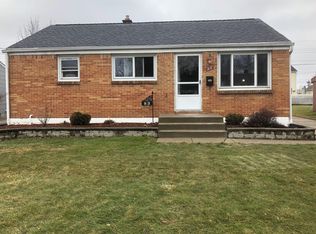 83 Loretto Dr, Cheektowaga, NY 14225