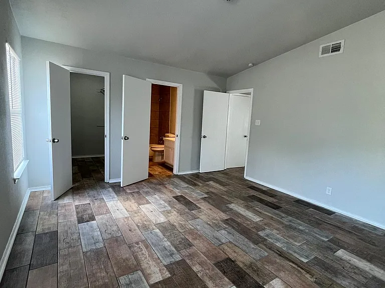 5706 Wood Oak — Photo 7