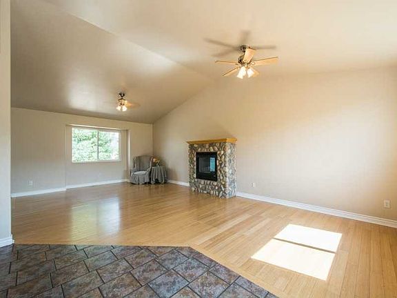 5th image of 4605 N Woodenshoe Ln