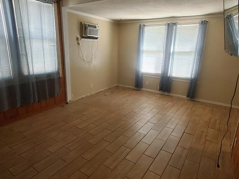 1206 Avant Ave — Photo 11