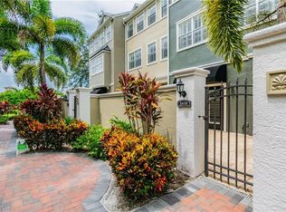 1415 Harbour Walk Rd, Tampa, FL 33602